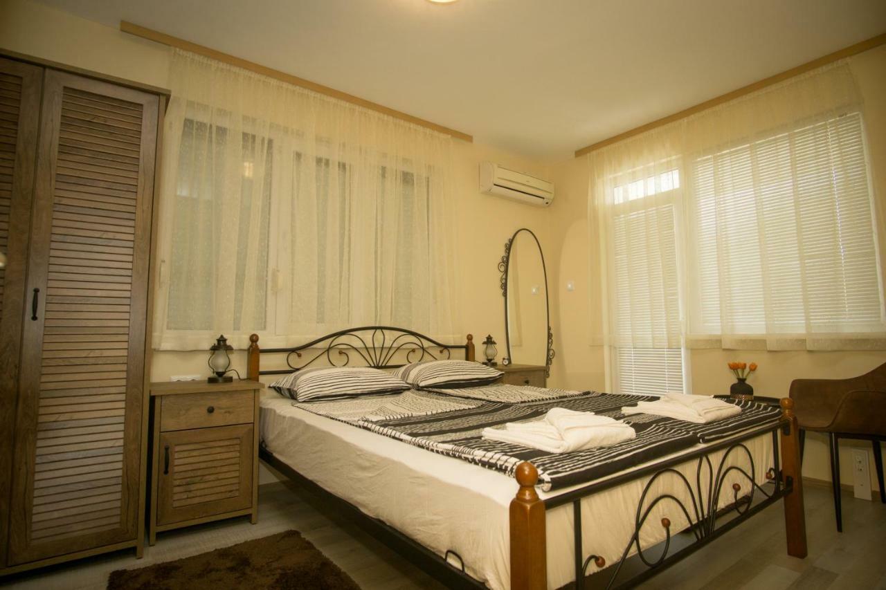 Двойна Стая I - Къща За Гости Зоя Apartment Tsarevo Bagian luar foto
