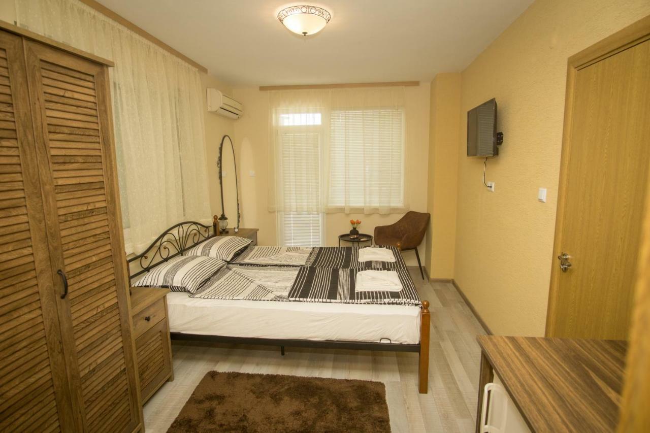 Двойна Стая I - Къща За Гости Зоя Apartment Tsarevo Bagian luar foto